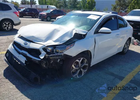 2019 Kia Forte Lxs z USA, uszkodzony, nr VIN 3KPF24AD0KE138029